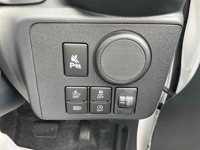 0207701A30260728W00907.jpg
