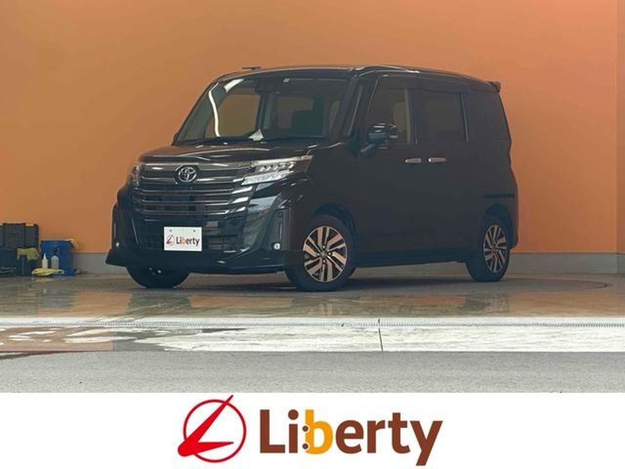 2023 Toyota Roomy, photo 1 of 1