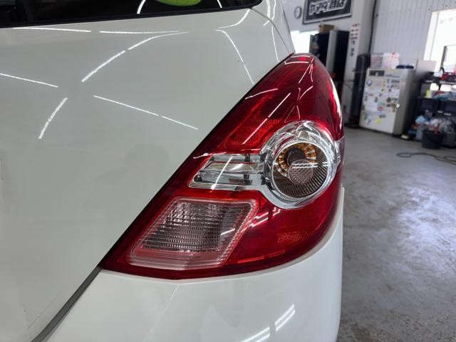 1201097A30260805W00518.jpg
