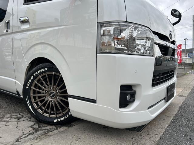 0704322A30260906W00219.jpg
