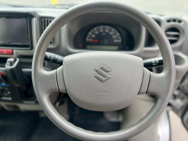 1000945A30260605W00113.jpg
