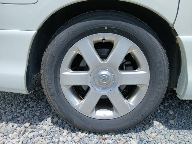 0508995A30260809W00214.jpg
