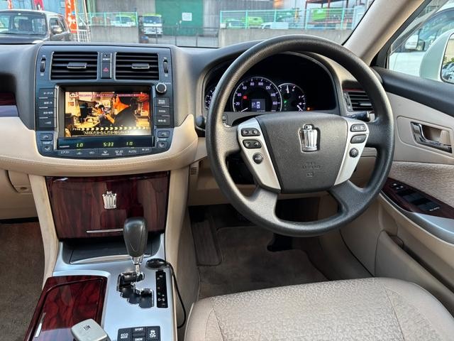 0705528A30260913W00217.jpg
