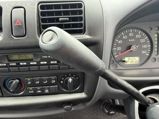 0700718A30260912W00118.jpg