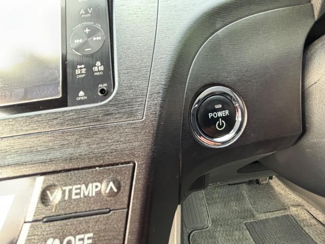 0700199A30260712W00215.jpg