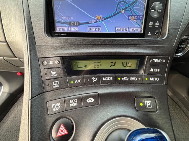 0700199A30260712W00217.jpg