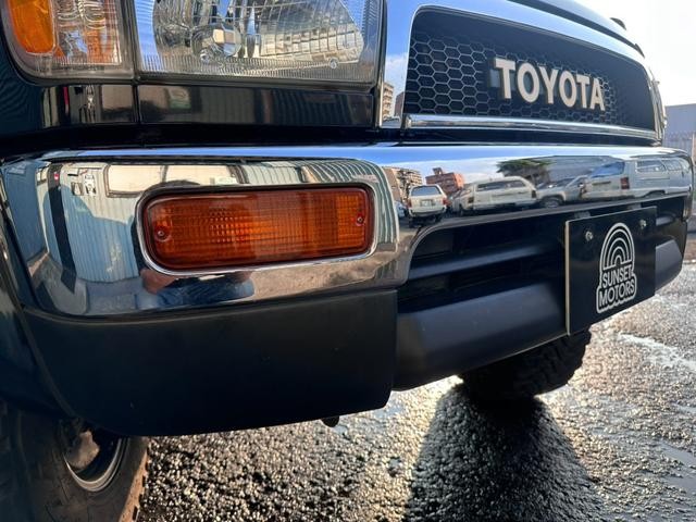 0904001A30260822W00107.jpg
