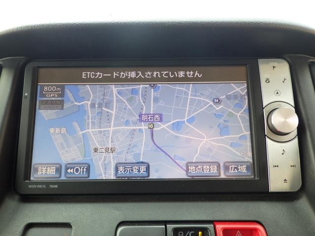 0704331A30260808W00112.jpg