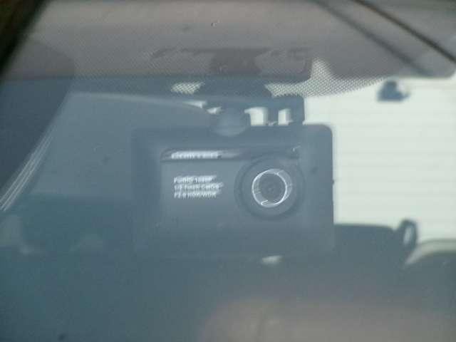 1100495A20260410E00216.jpg