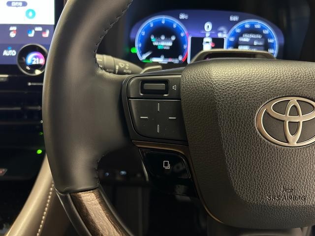 9800405A30260620W00314.jpg