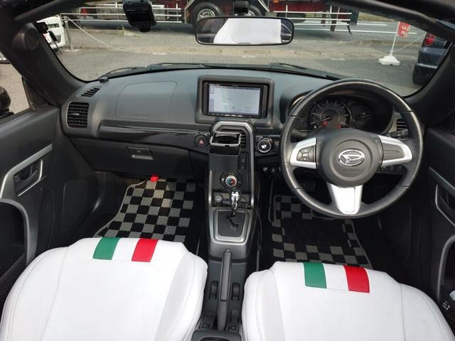 0541608A30260821W00117.jpg