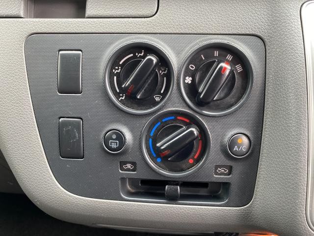0507022A30261002W00204.jpg