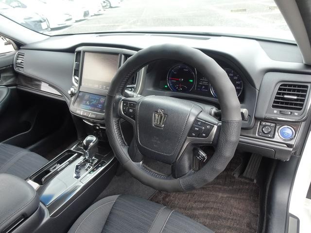 0541457A30260720W00217.jpg