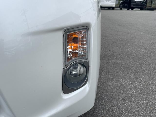 0701226A30260905W00219.jpg