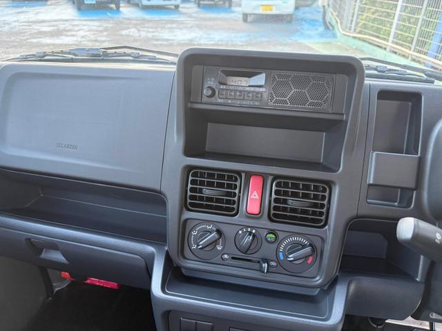 0561213A30260531W00317.jpg