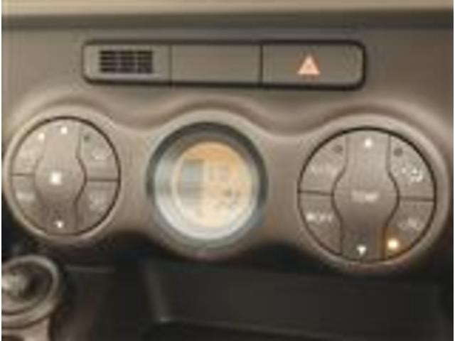 0200810A30260903W00113.jpg
