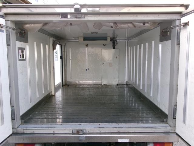 0740030A30260710W00204.jpg
