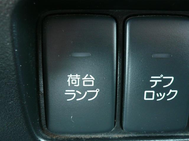 0800205A30260623W00216.jpg