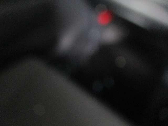 1101268A30260615W00119.jpg