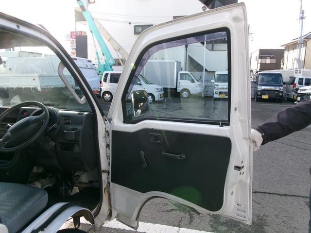 0740030A30260127W00110.jpg