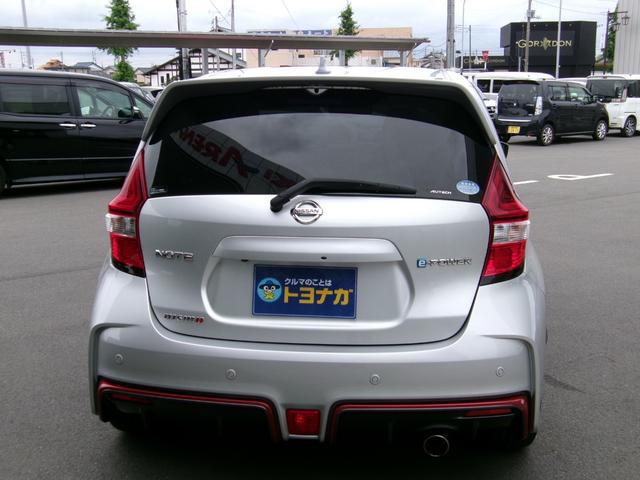 0400014A30260623W00104.jpg
