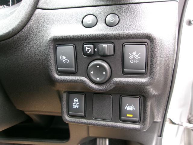 0400014A30260623W00116.jpg