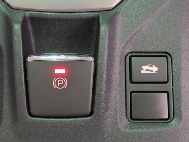 0201999A30260721W00308.jpg