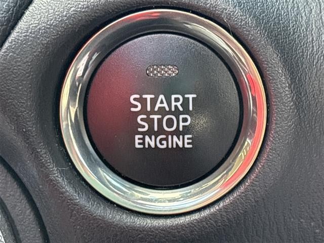 0701359A30260917W00109.jpg