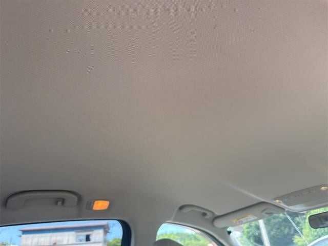 0509680A30260809W00111.jpg