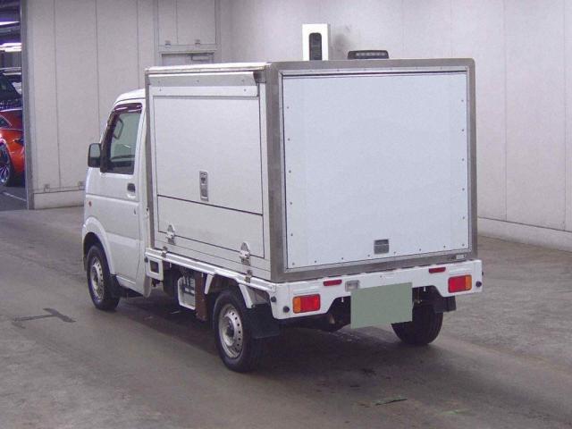 23992175_carP_l_3.jpg