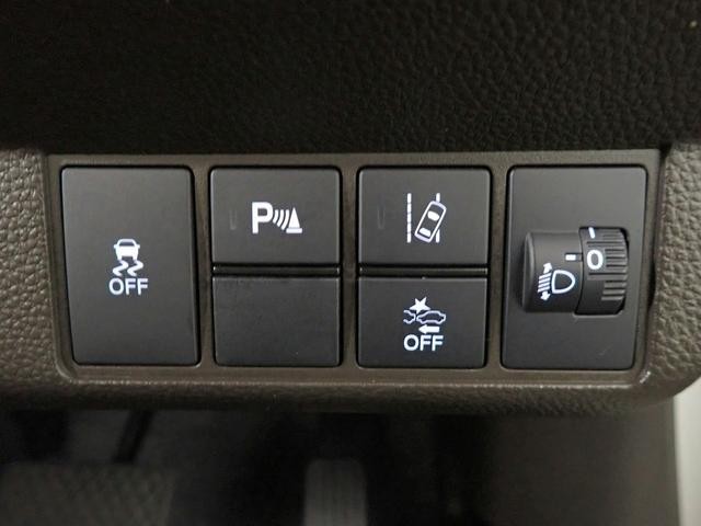 0201999A30260830W00207.jpg