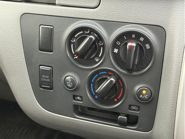 0520006A30260621W00704.jpg