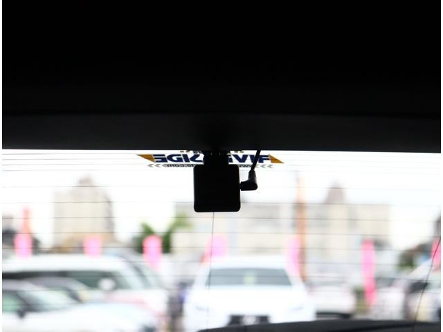 0551544A30260827W00212.jpg