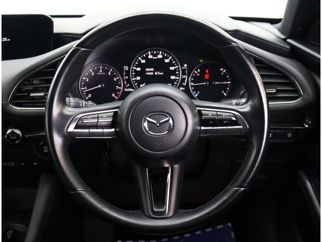 0551544A30260827W00215.jpg