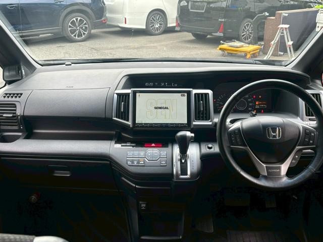 0707772A30260709W00203.jpg