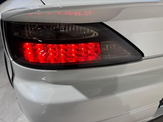 0702613A30260911W00115.jpg