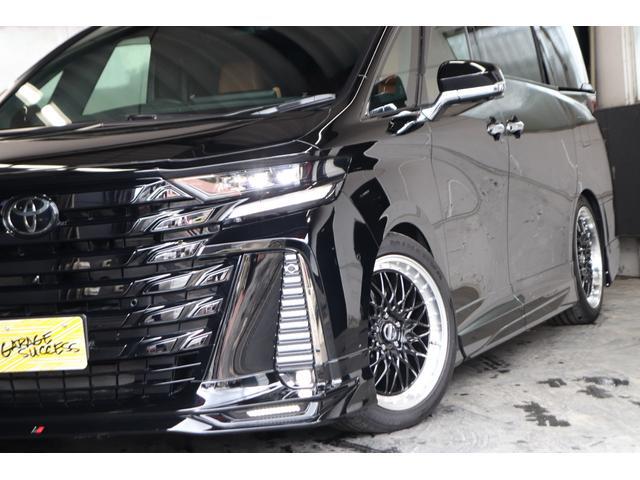 0708515A30260702W00113.jpg