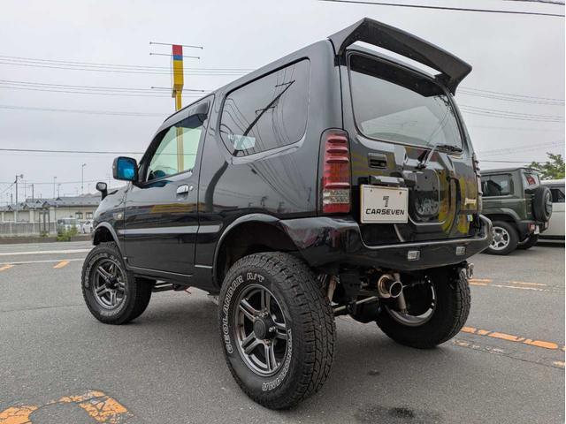 0903935A30260607W00104.jpg