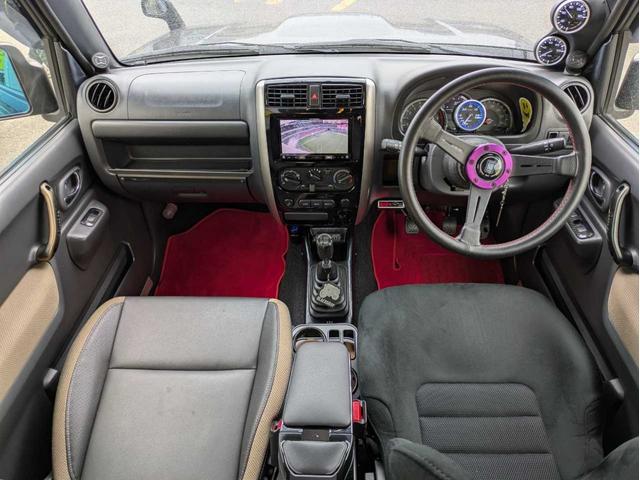 0903935A30260607W00117.jpg