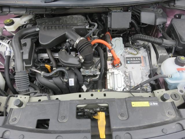 0400394A30261008W00418.jpg