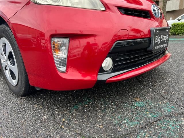 0206856A30260928W00110.jpg