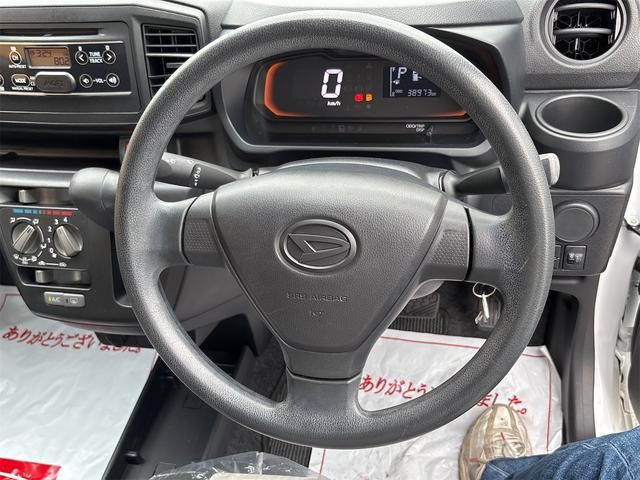 0702900A30260911W00802.jpg