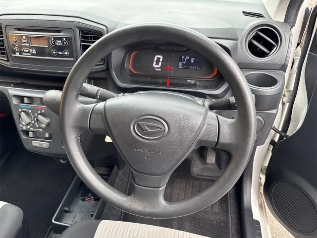 0702900A30260911W00902.jpg