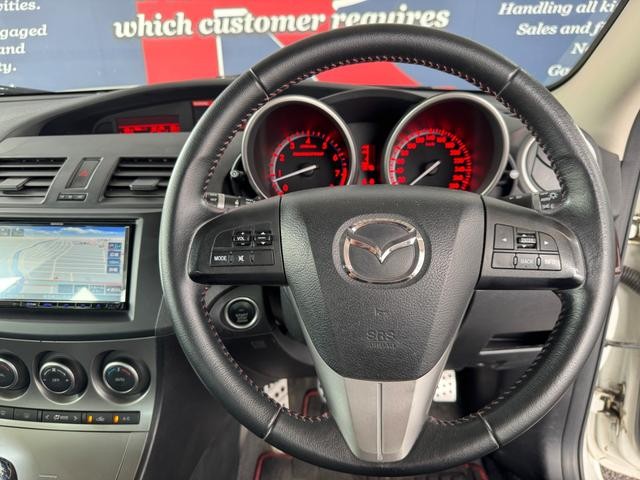 0560342A30260827W00109.jpg