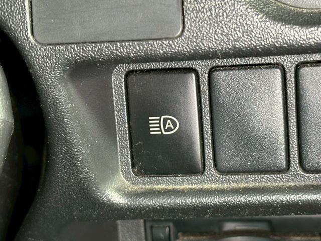 0204116A30260517W00106.jpg