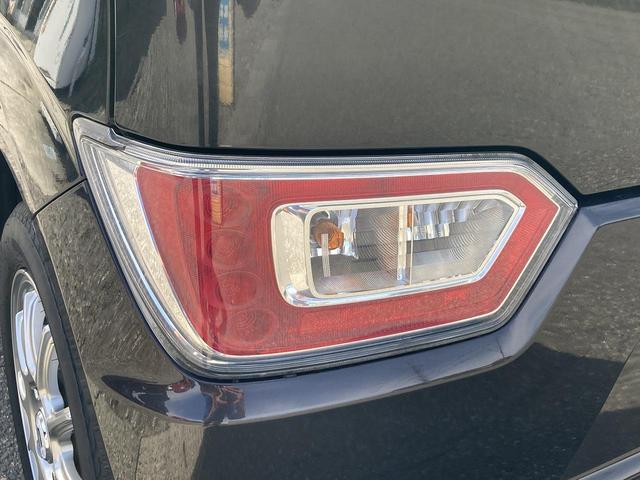 1200547A30251003W00217.jpg