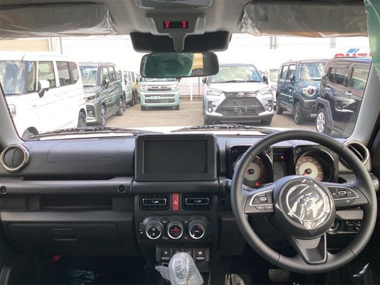 2025 Suzuki Jimny, photo 1 of 1