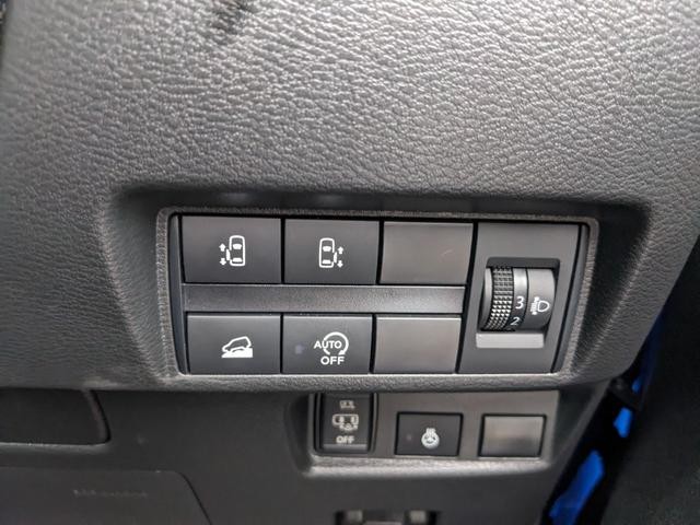 0902355A30260911W00119.jpg