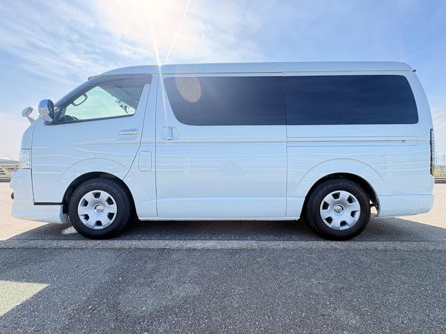 0708195A30260520W00211.jpg