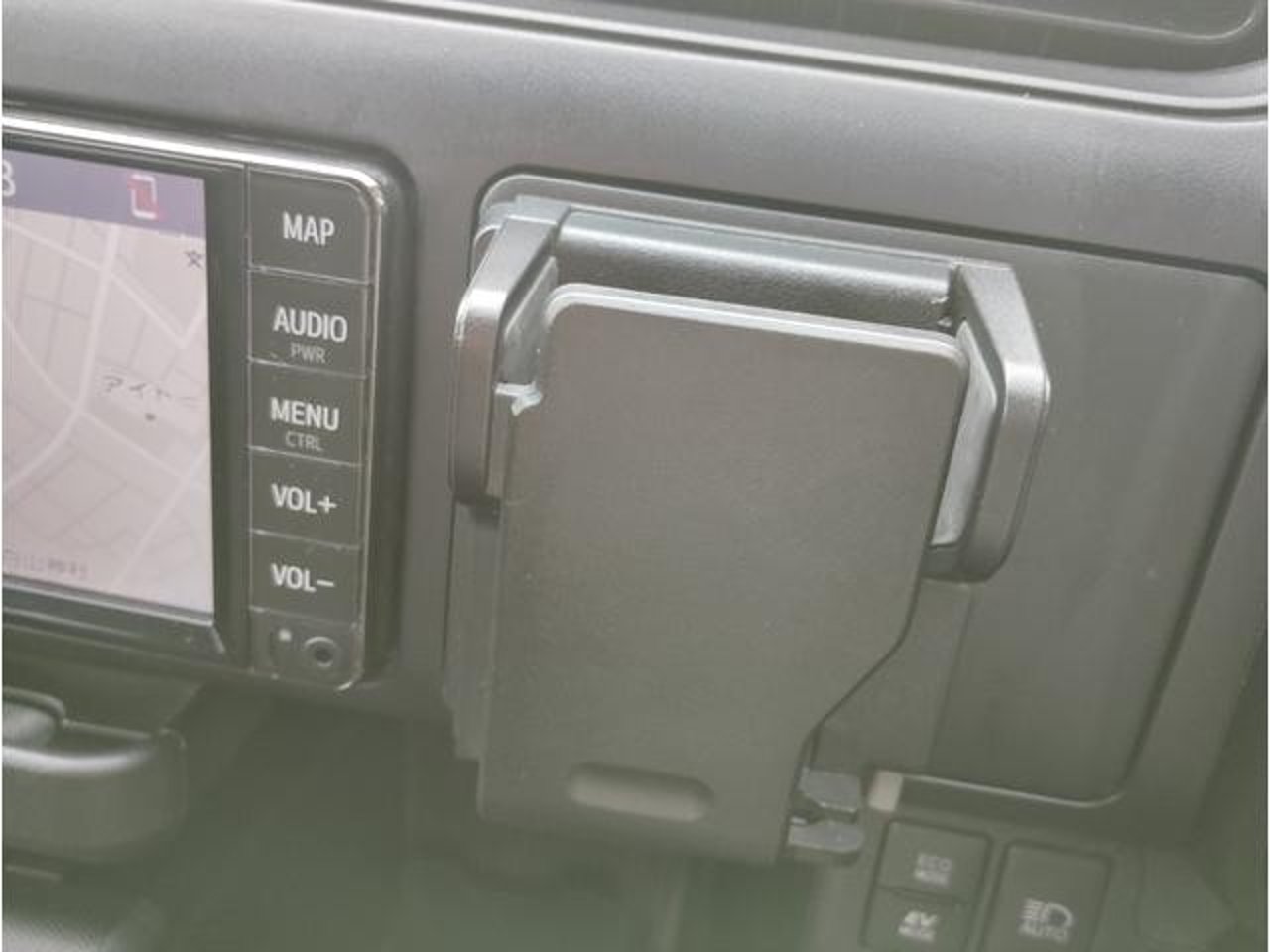 2022 Toyota Probox, photo 3 of 3